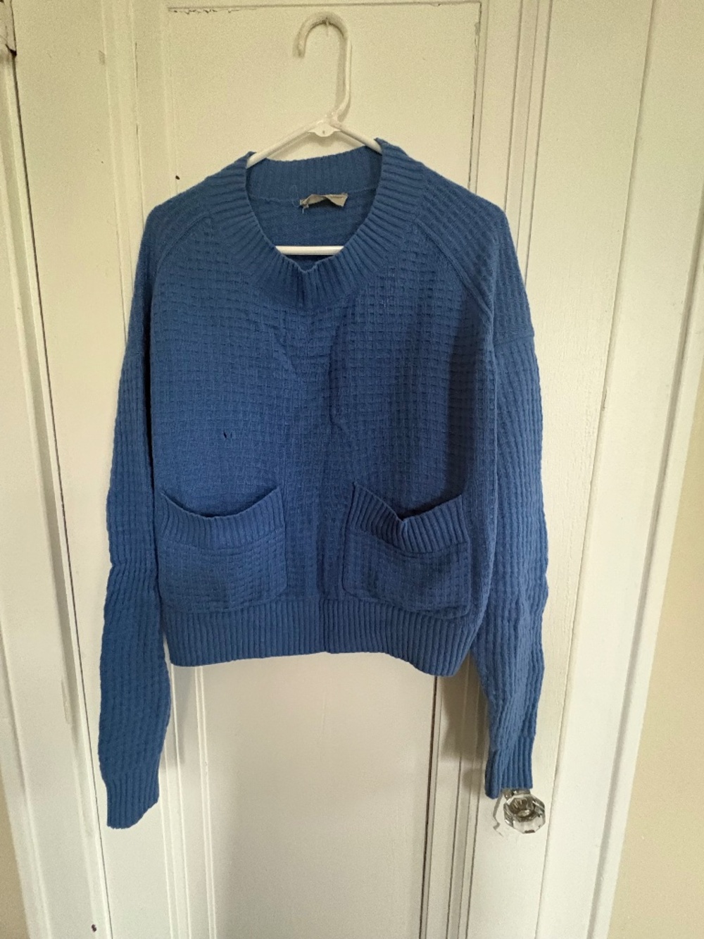 Women’s Everlane cashmere sweater